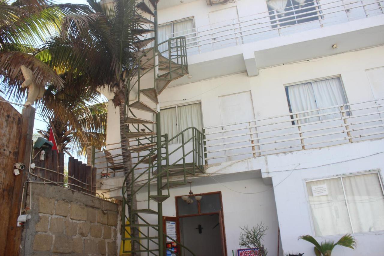 Angeles Del Mar Hotel Mancora Exterior photo