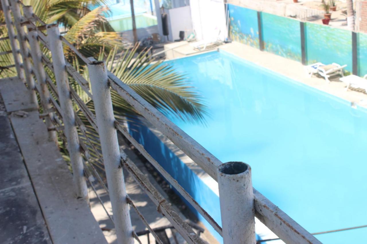Angeles Del Mar Hotel Mancora Exterior photo