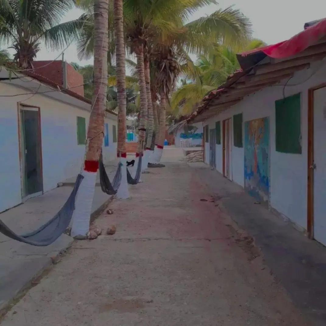 Angeles Del Mar Hotel Mancora Exterior photo