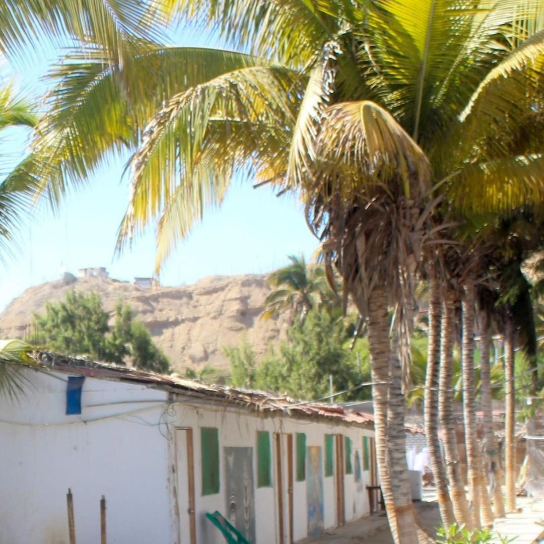 Angeles Del Mar Hotel Mancora Exterior photo